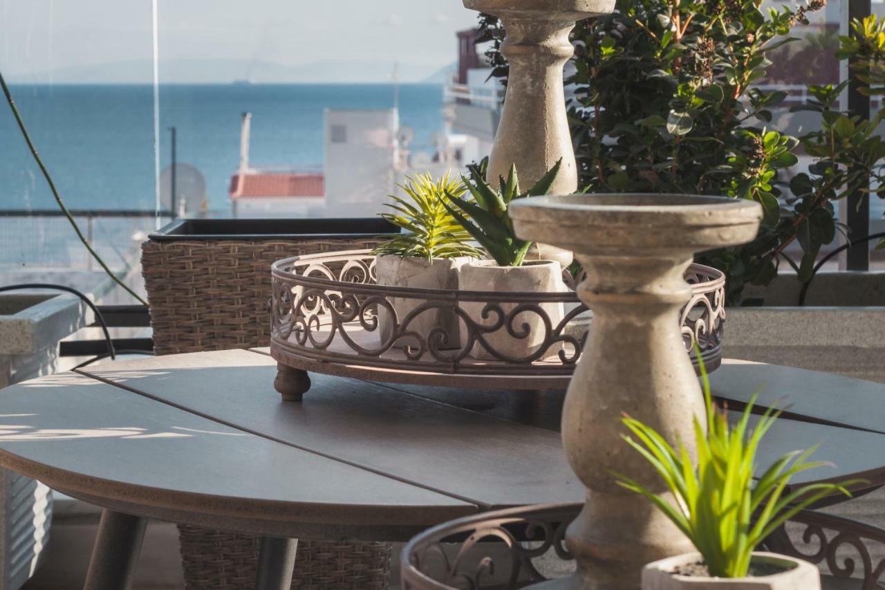 Sea View Super Romantic Apartment Атина Екстериор снимка